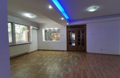 Vila spatioasa ,locatie centrala Cosbuc –ideal birouri, proprietate exclusivista - 2.350 EUR - Unirii, București - 5 camere - 219 m²
