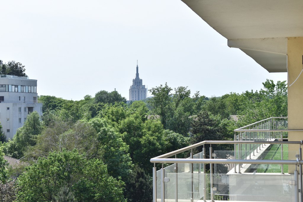 Vanzare apartament 4 camera Herastrau Parc